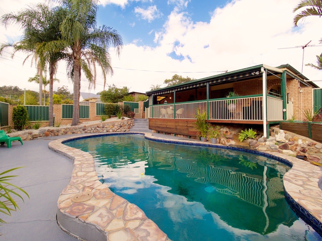 2 Ikara Drive, Springwood, QLD 4127