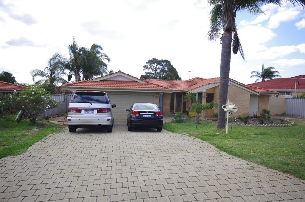 15 Daventry Drive, Alexander Heights, WA 6064