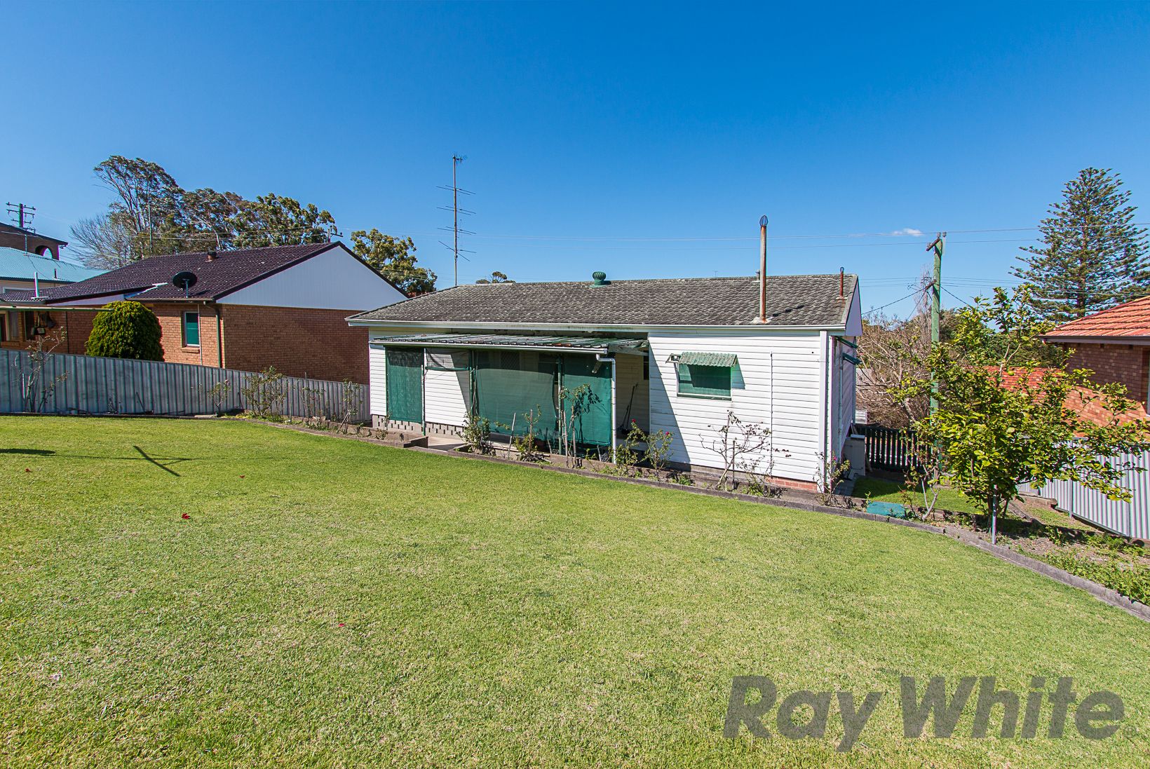 17 Dickinson Street, Charlestown, NSW 2290