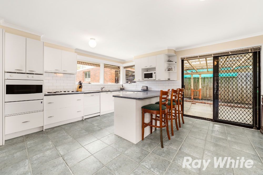 40 Roycroft Avenue, Mill Park, VIC 3082