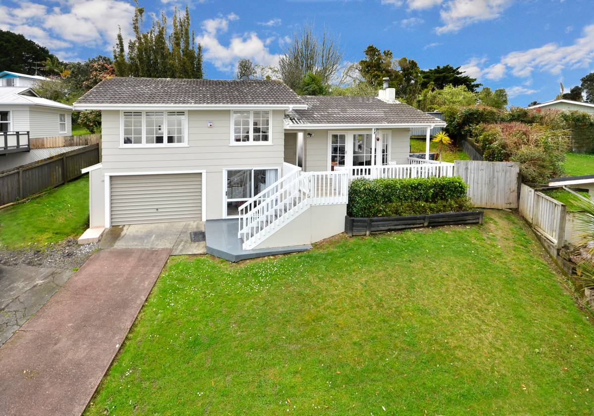 38 Japonica Drive, Beach Haven, North Shore City Real Estate Ray