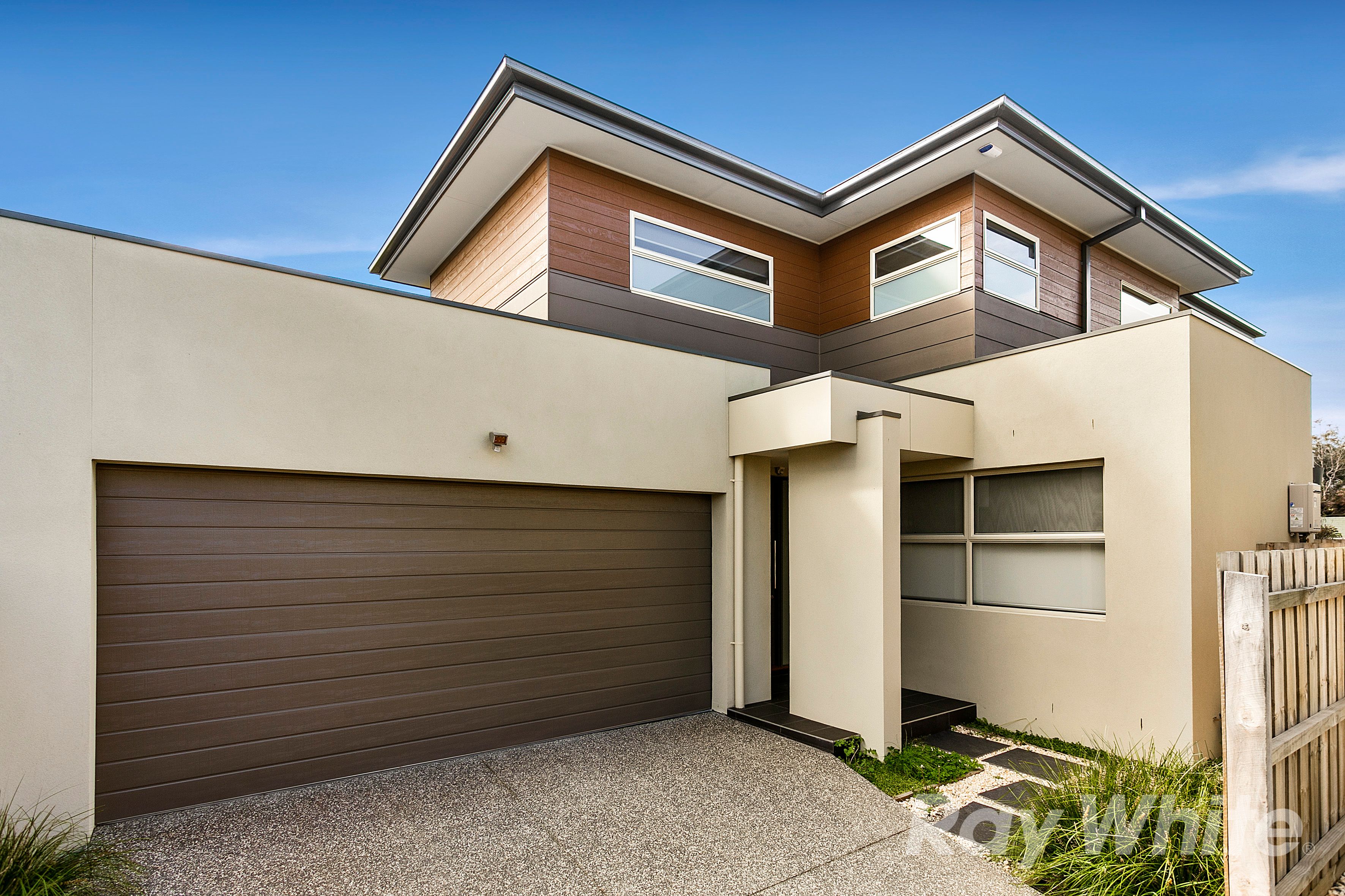 2 Adams Avenue, Glen Waverley VIC 3150