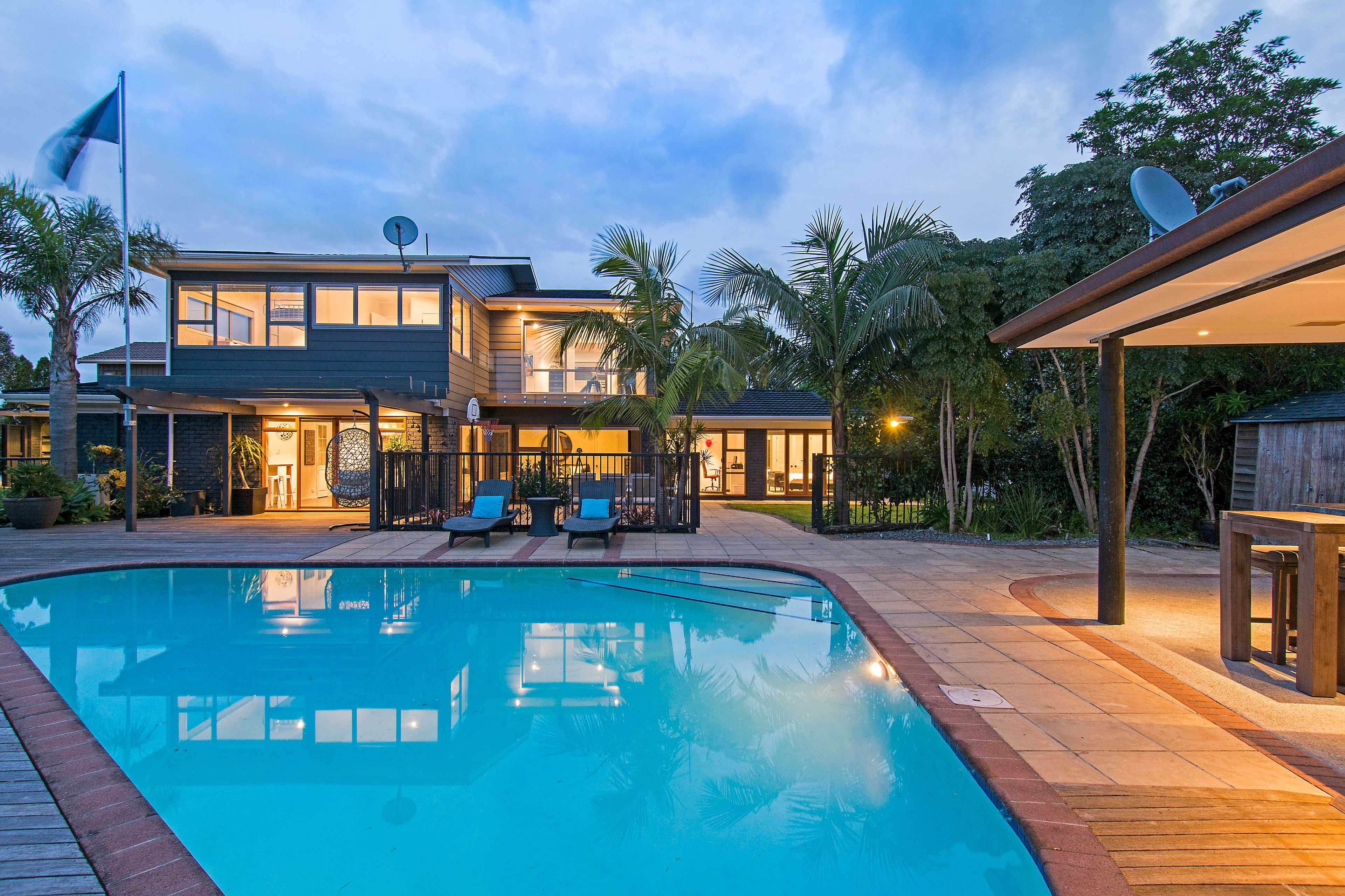 14 Davita Place, Farm Cove, Manukau City