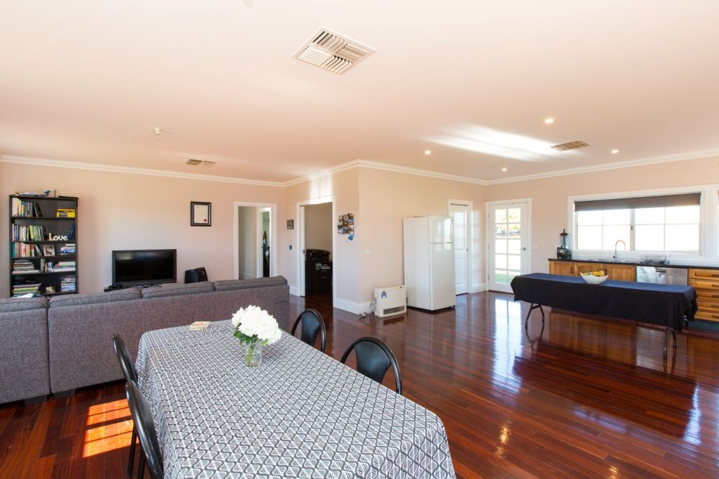 6 Modikerr Way, Gol Gol, NSW 2738