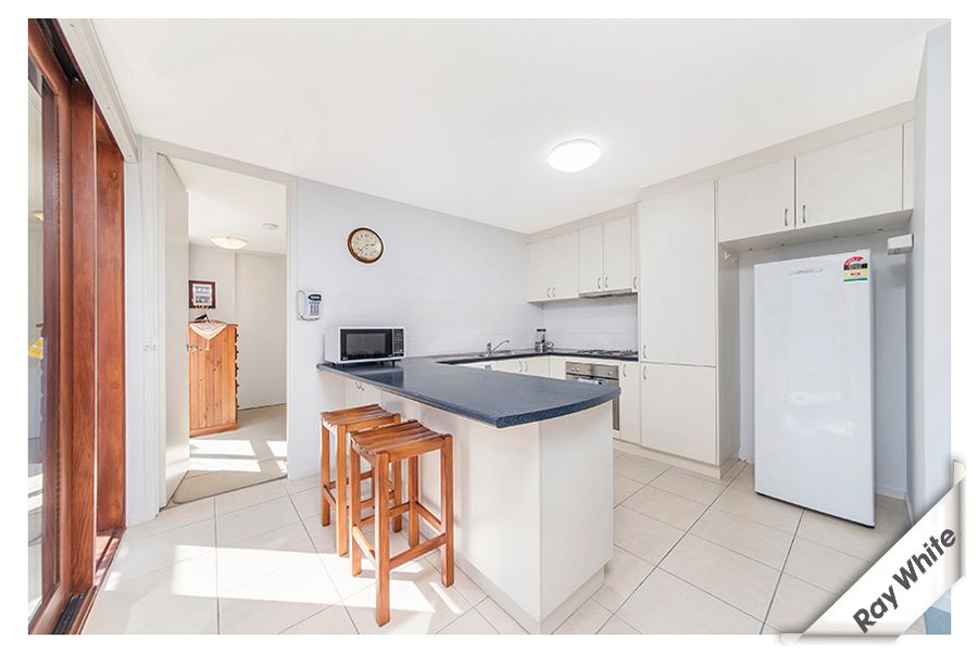 8 Epenarra Close, Hawker, ACT 2614