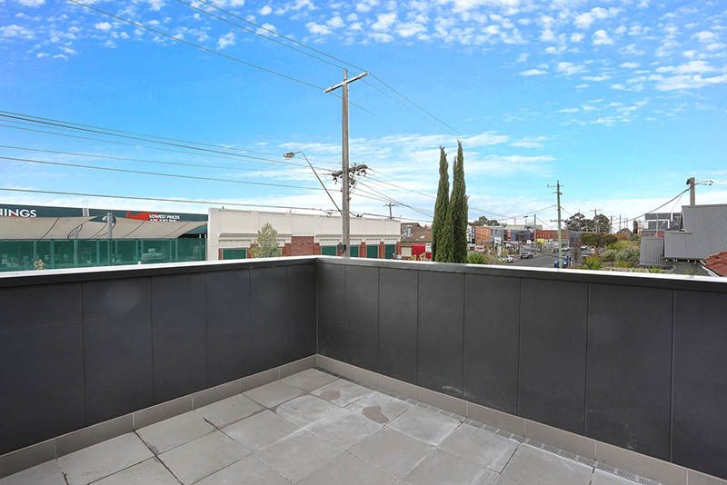 2/85 Gaffney Street, Coburg, VIC 3058
