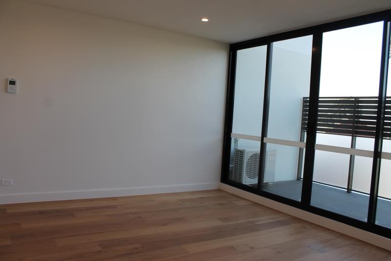 211/140 Cotham Road, Kew, VIC 3101