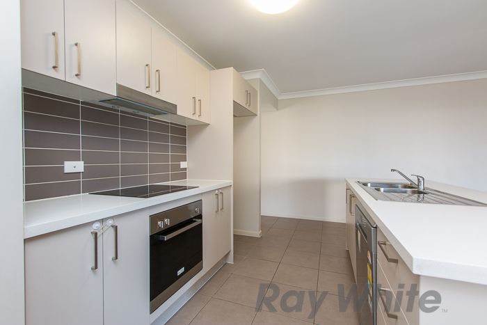 4 Providence Avenue, Fern Bay, NSW 2295