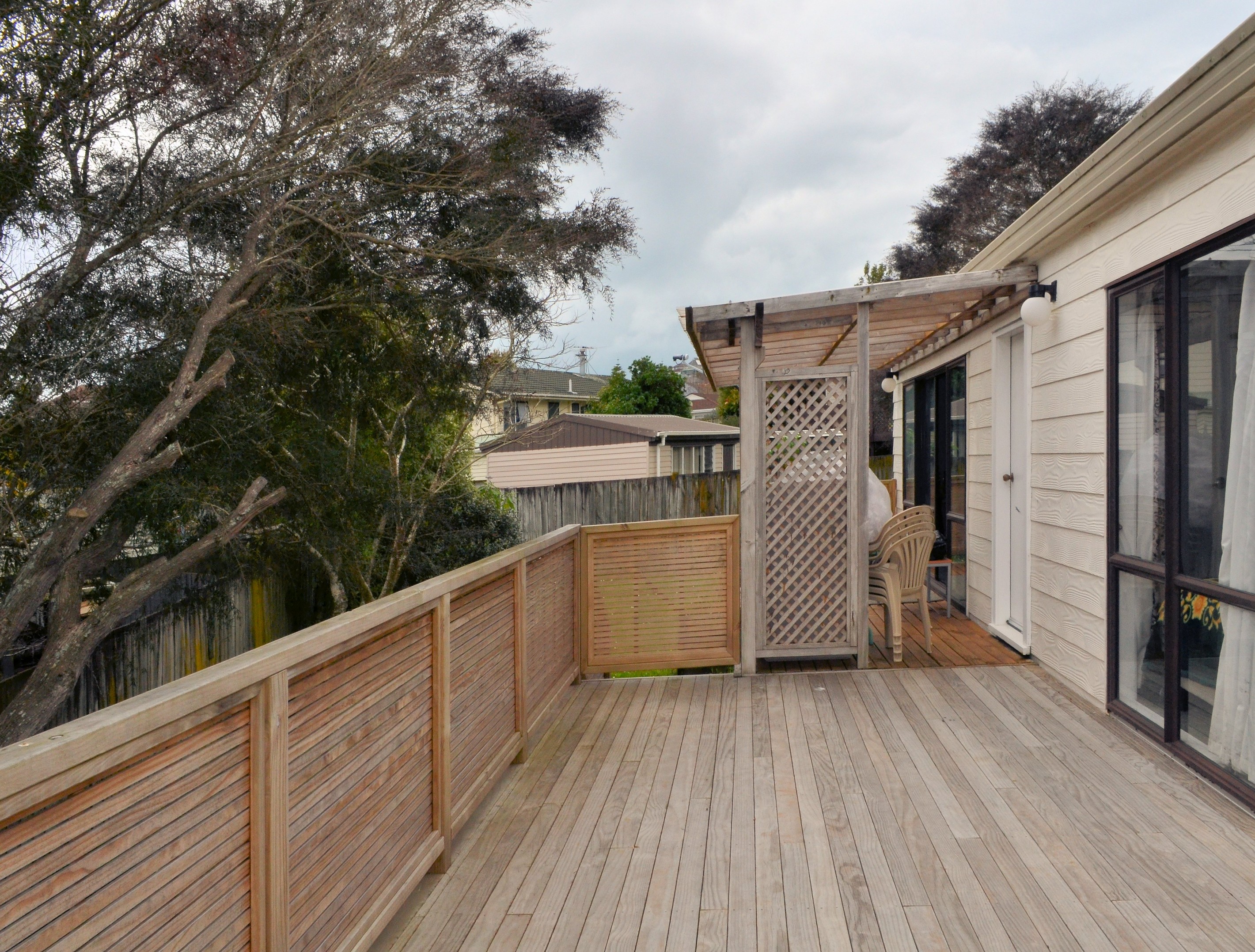 2/15 De Quincey Terrace, Highland Park, Manukau City