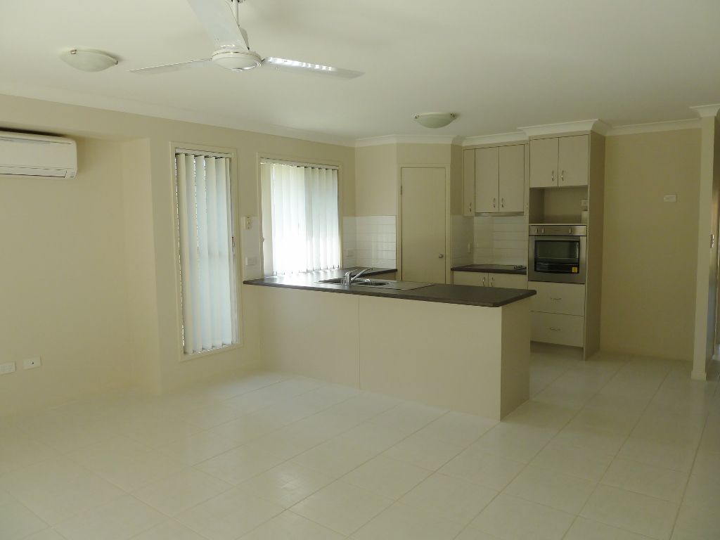 14 Gordon Drive, Bellbird Park, QLD 4300
