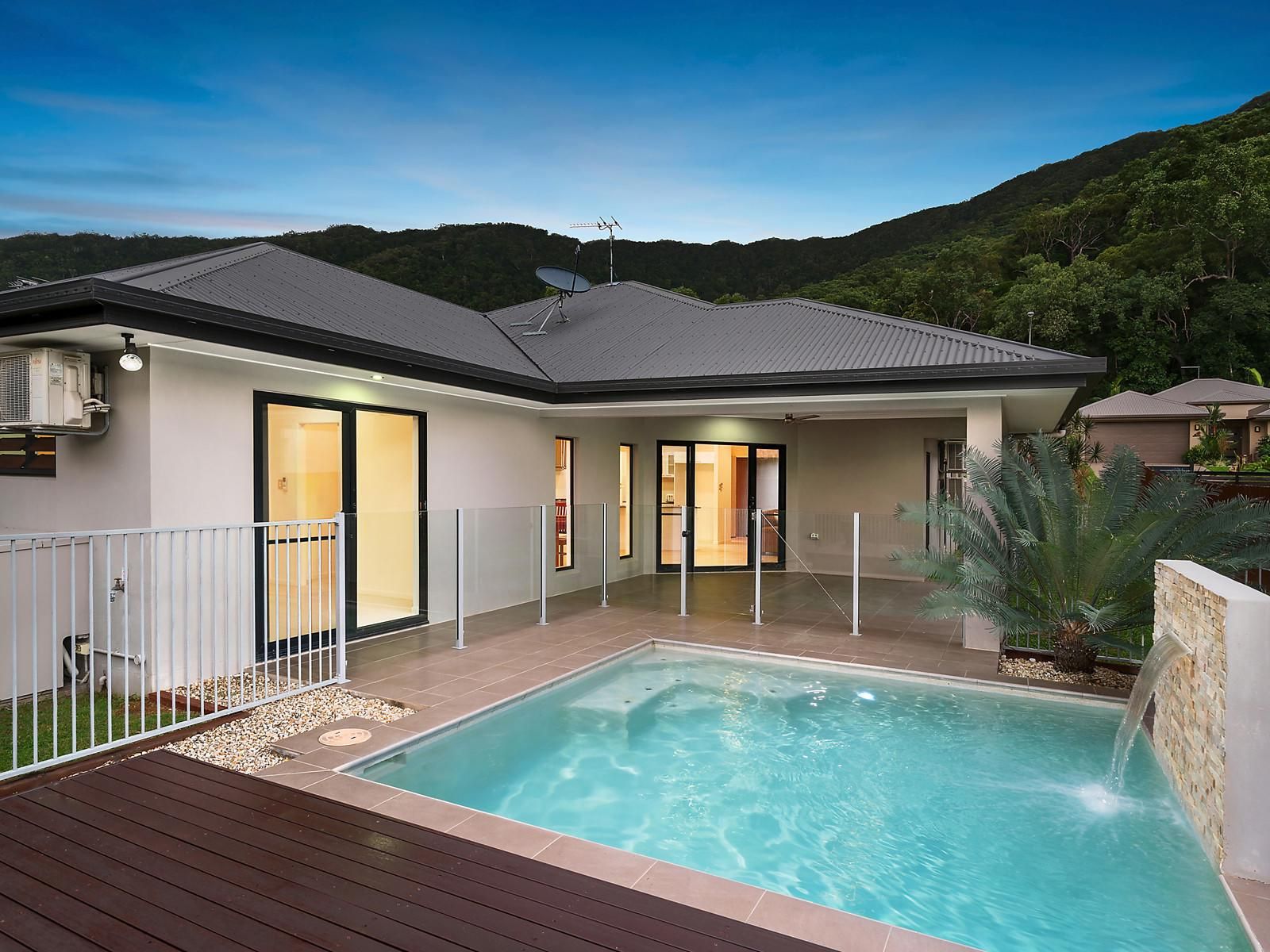 8 Retreat Close, Palm Cove, QLD 4879
