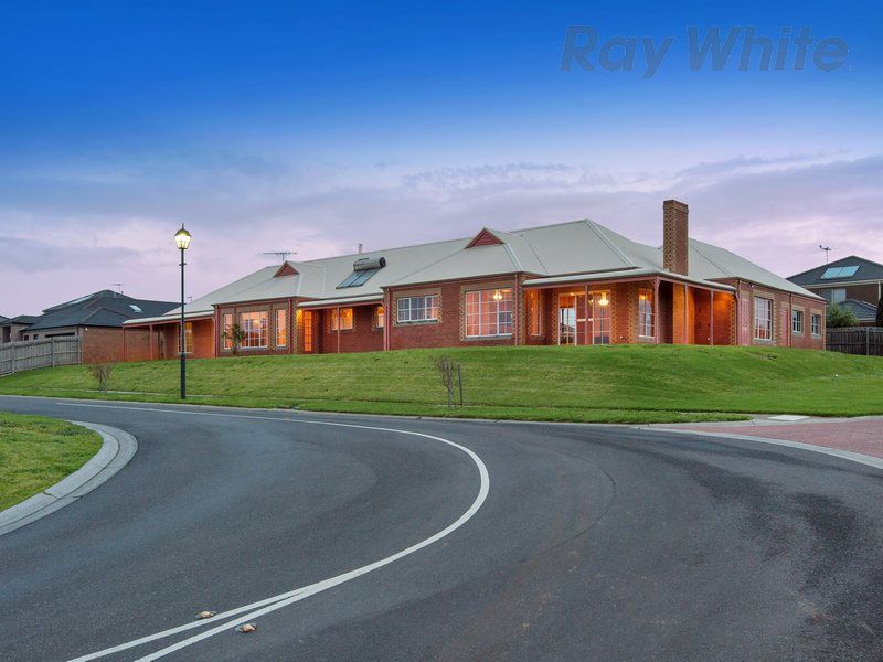 21 Golden Way, Skye, VIC 3977
