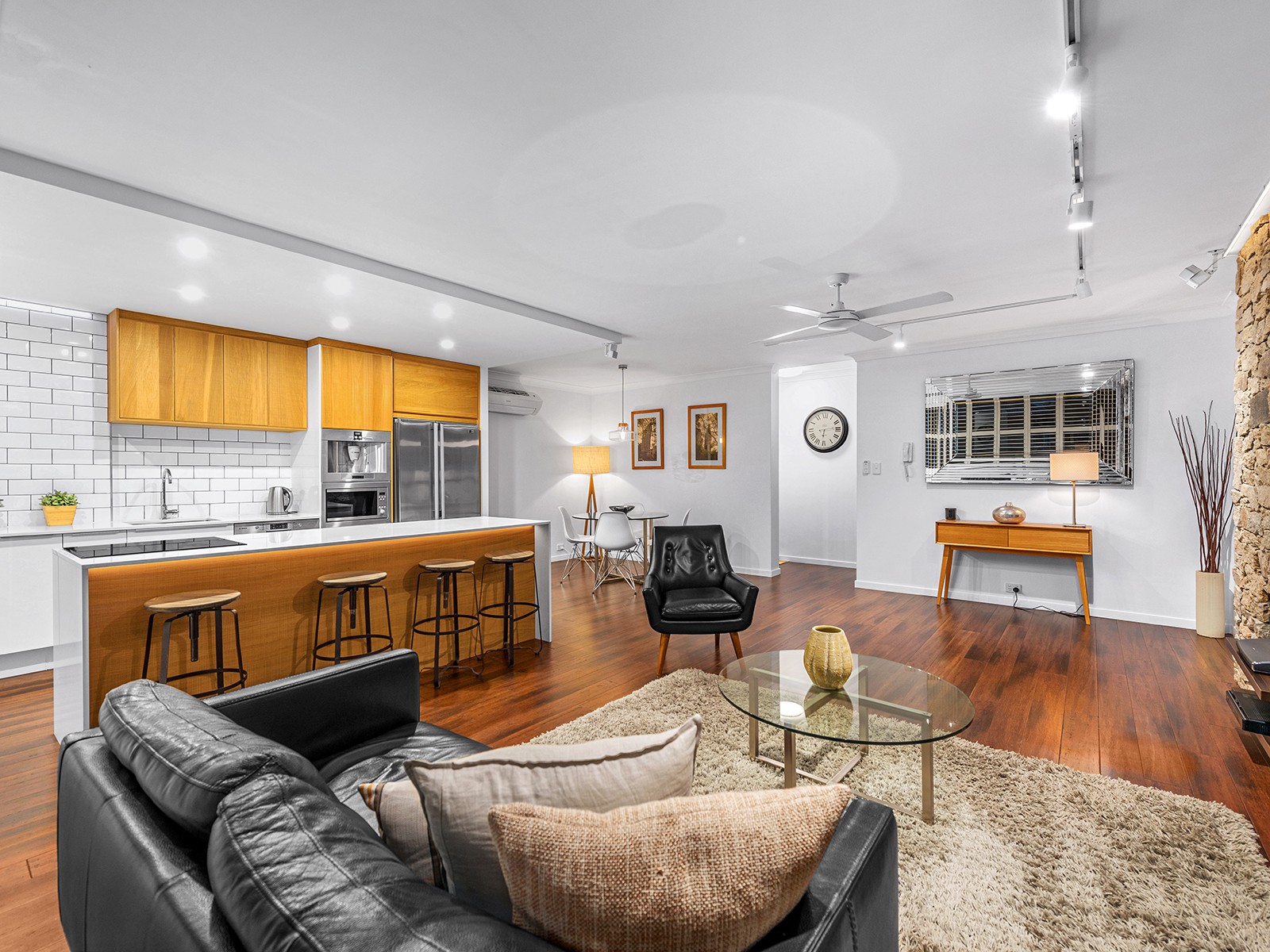 2/12 Hanworth Street, East Brisbane, QLD 4169