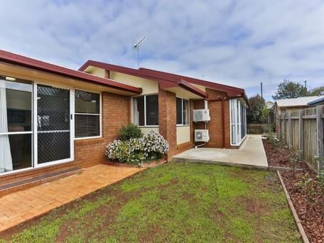 31 Broadfoot Street, Kearneys Spring, QLD 4350