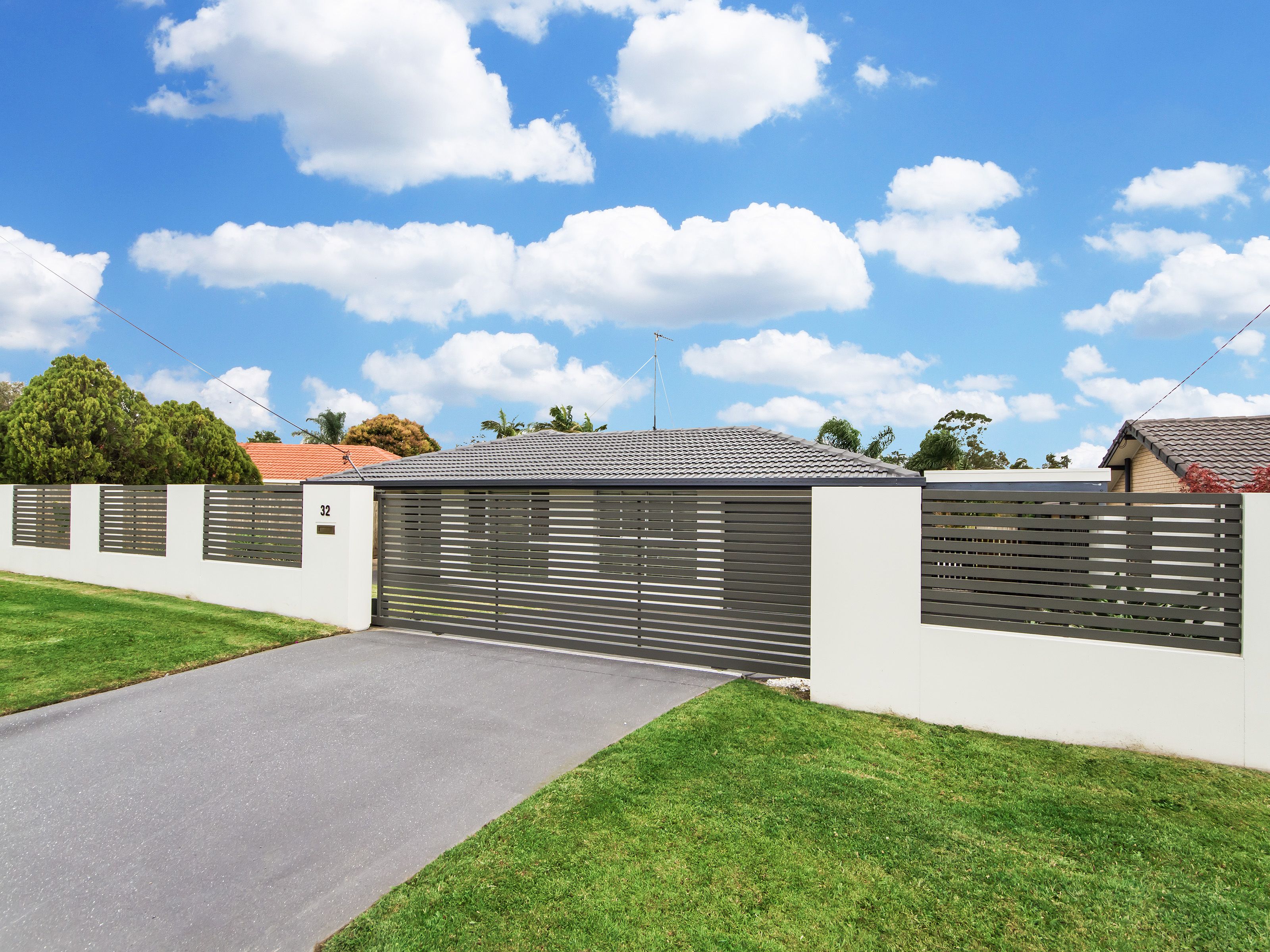 32 Harran Street, Southport, QLD 4215