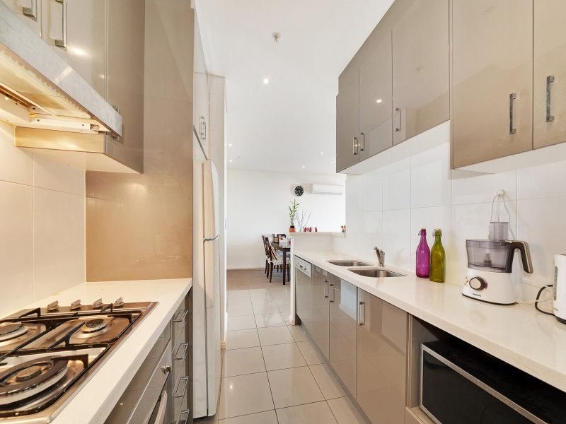 1606/88-90 George Street, Hornsby, NSW 2077