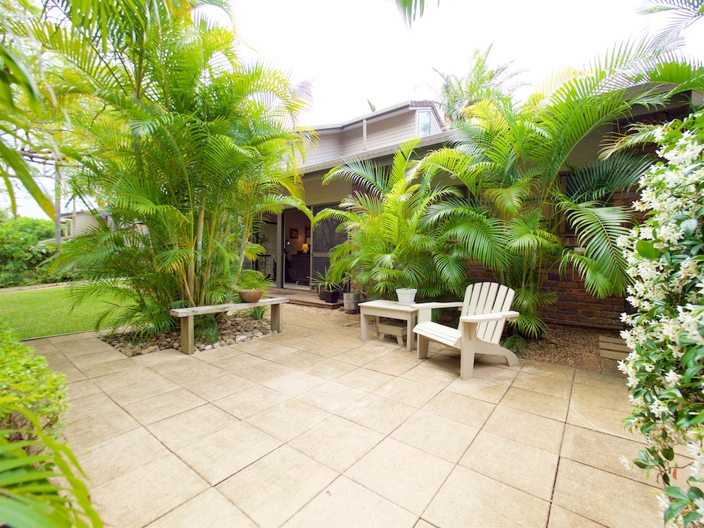 2 Springwell Avenue, Springwood, QLD 4127