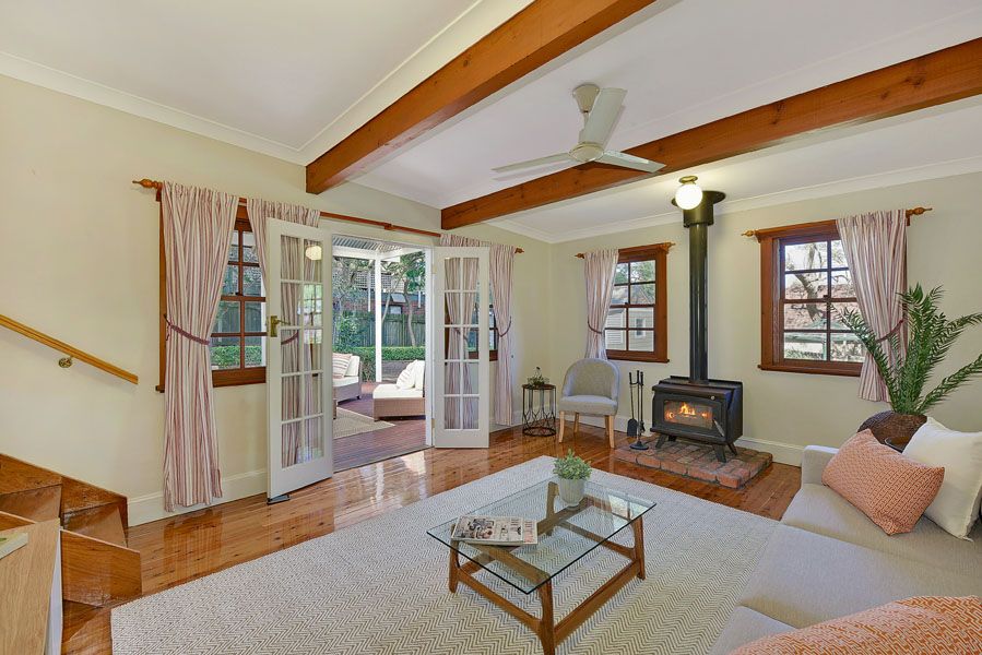 61 Mount Pleasant Avenue, Normanhurst, NSW 2076