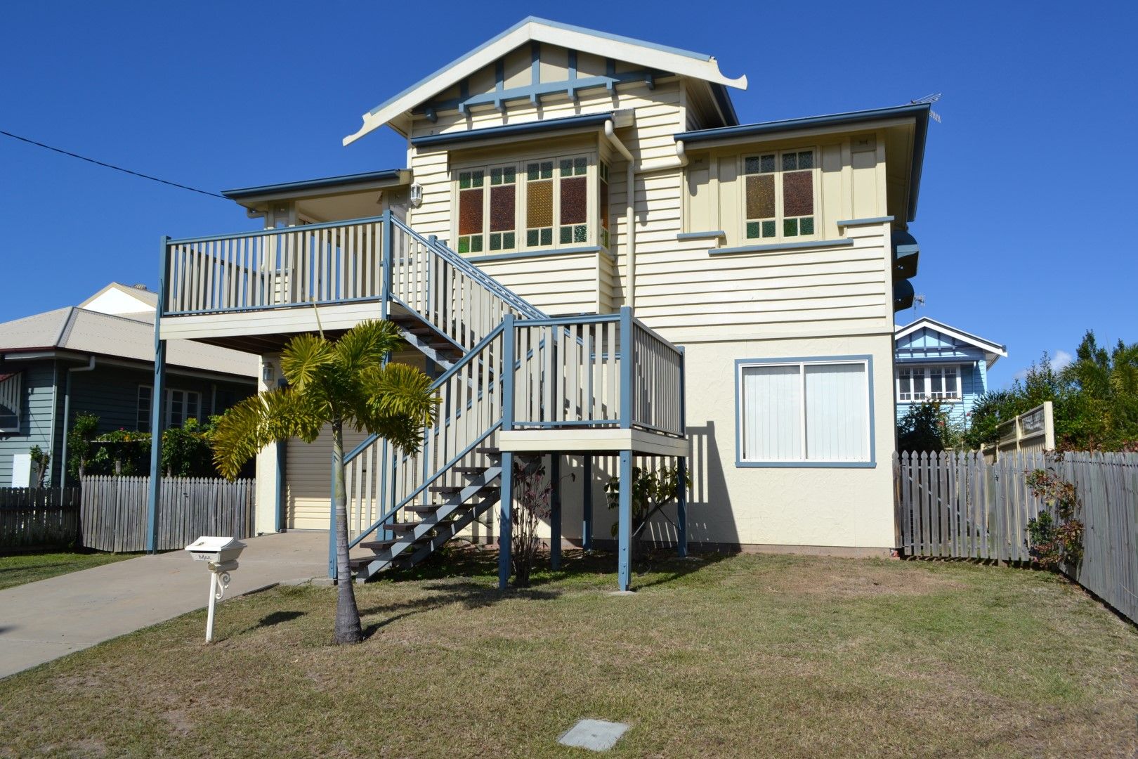 9 Pier Street, South Gladstone, QLD 4680