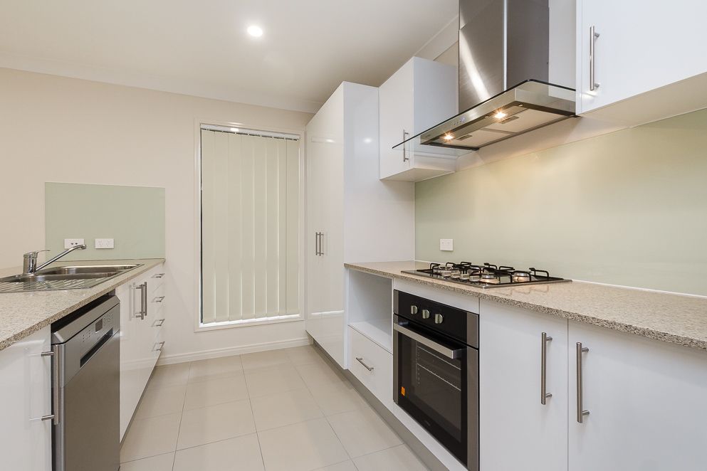 40 Mervyn Jensen Drive, Redbank Plains, QLD 4301