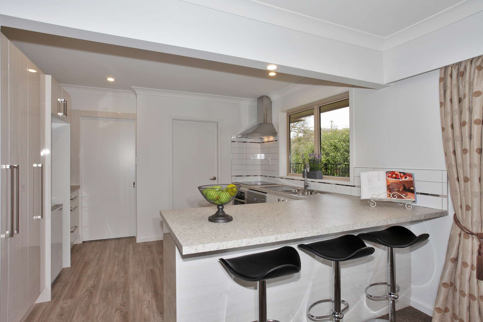 88 Greenpark Street photo 7