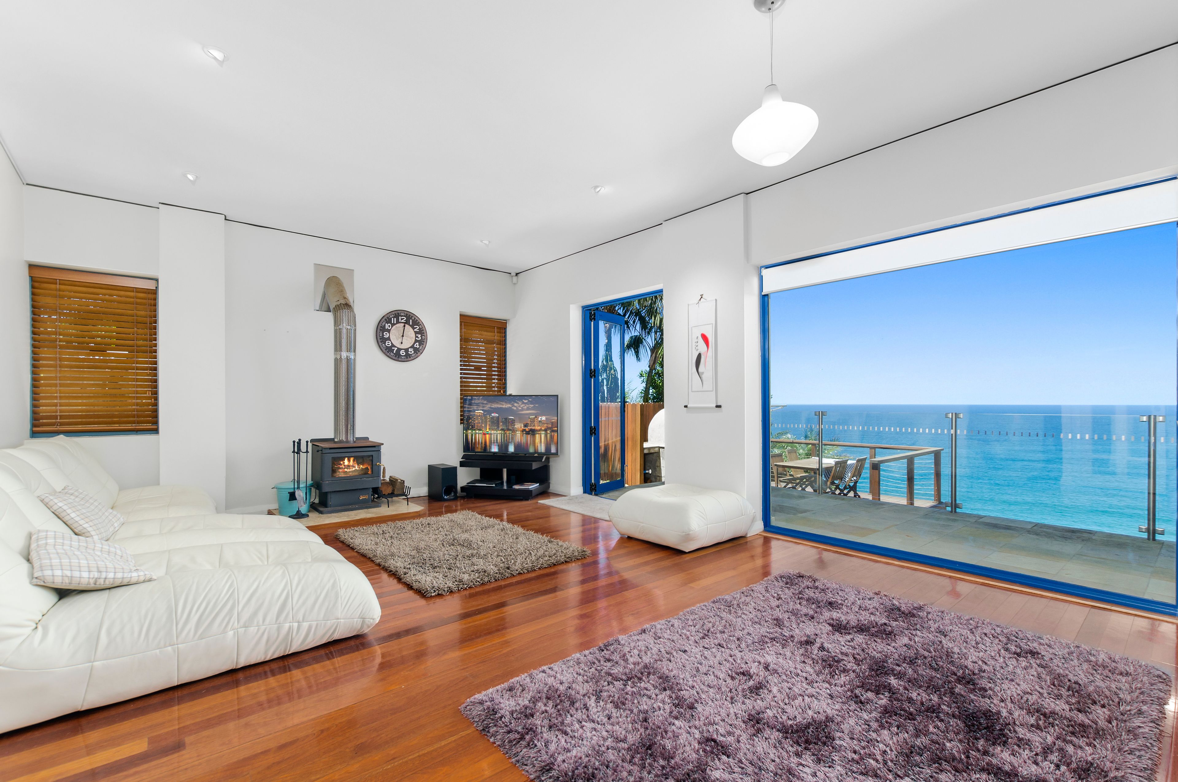 411 Lawrence Hargrave Drive
