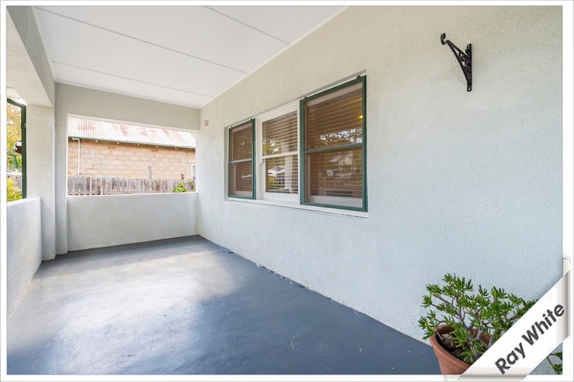 8 Alice Street, Queanbeyan, NSW 2620