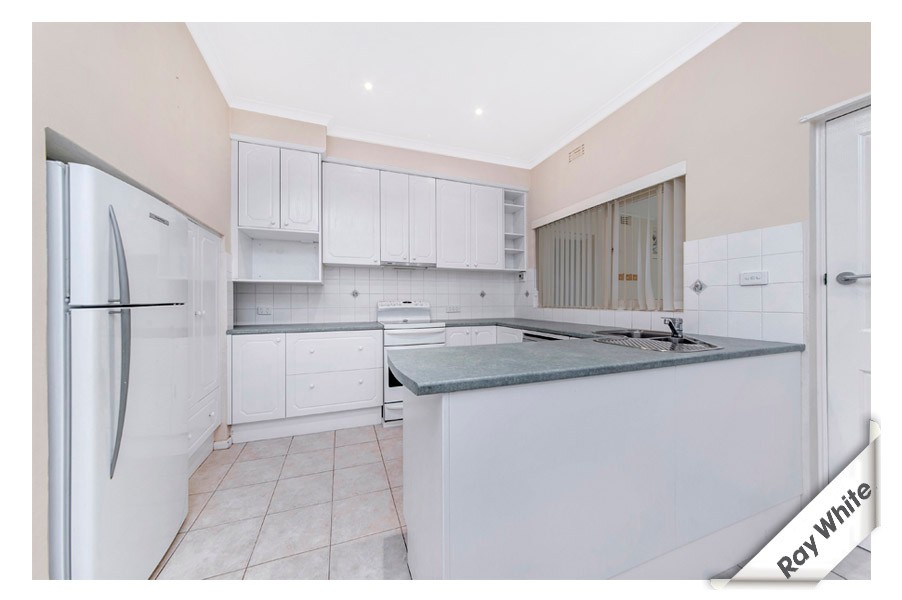 6 Glebe Avenue, Queanbeyan, NSW 2620