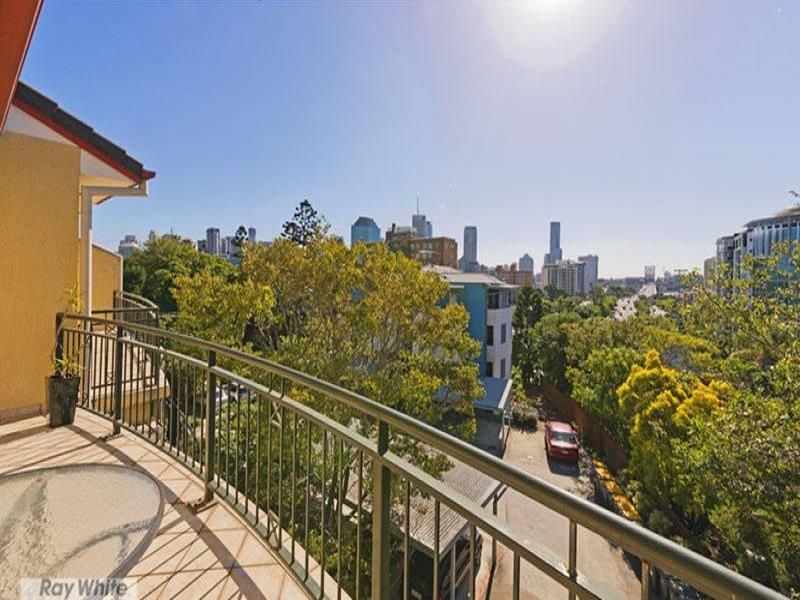 9/446 Main Street, Kangaroo Point, QLD 4169