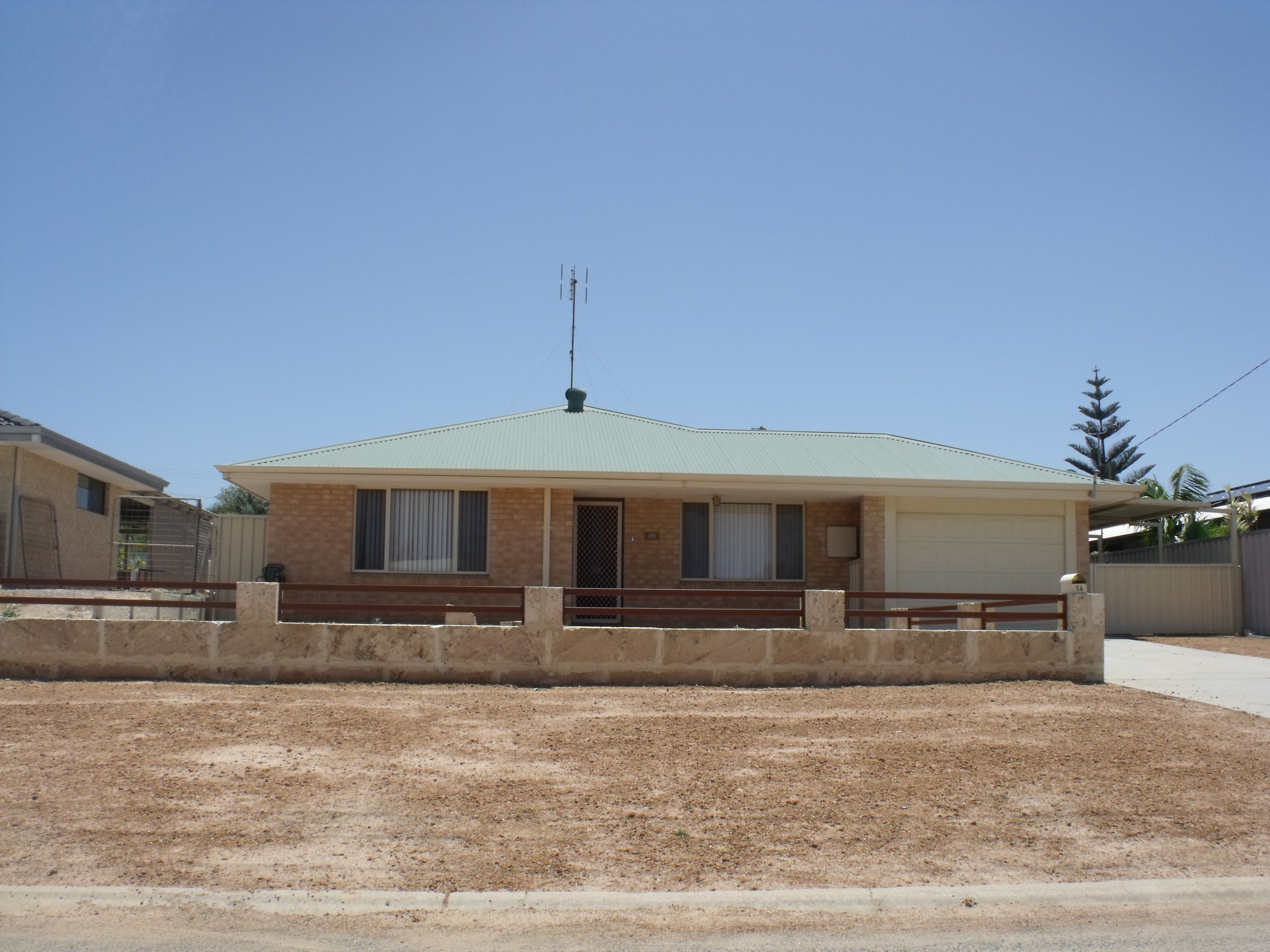 14 peterwangy, Port Denison, WA 6525