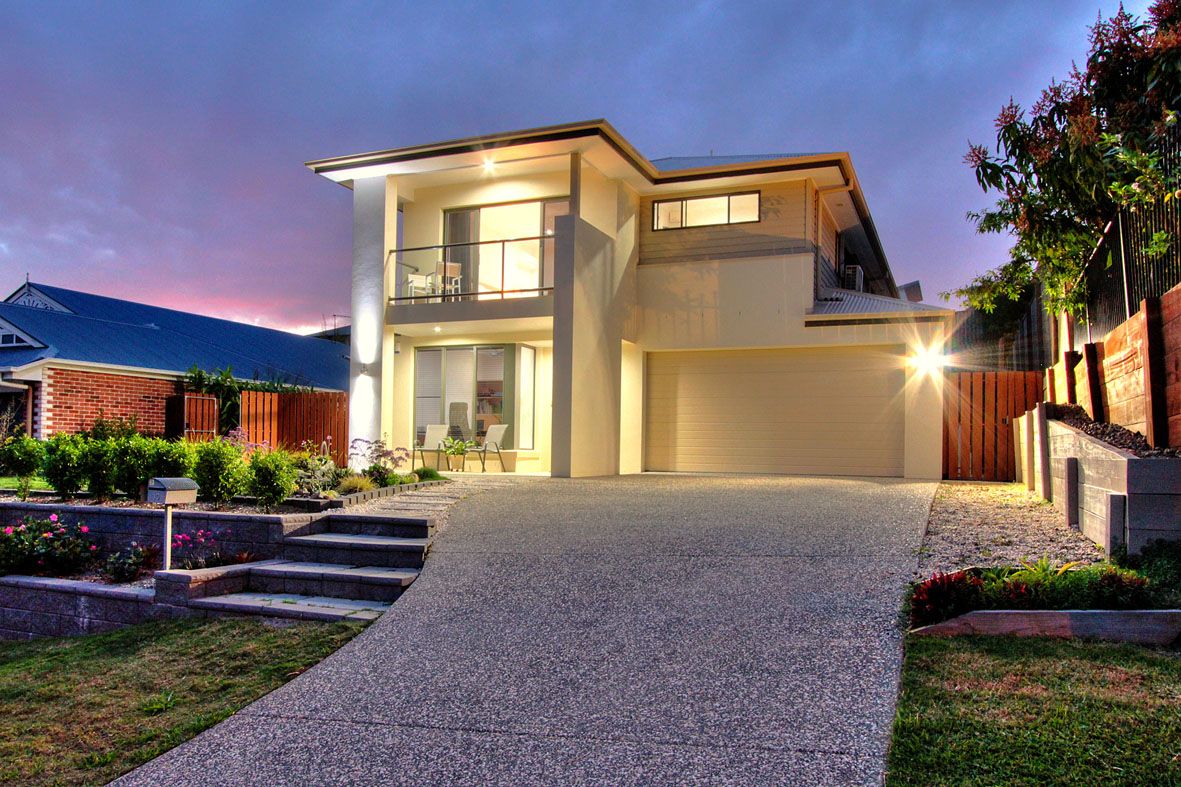 10 Charles Glen Street, Daisy Hill, QLD 4127