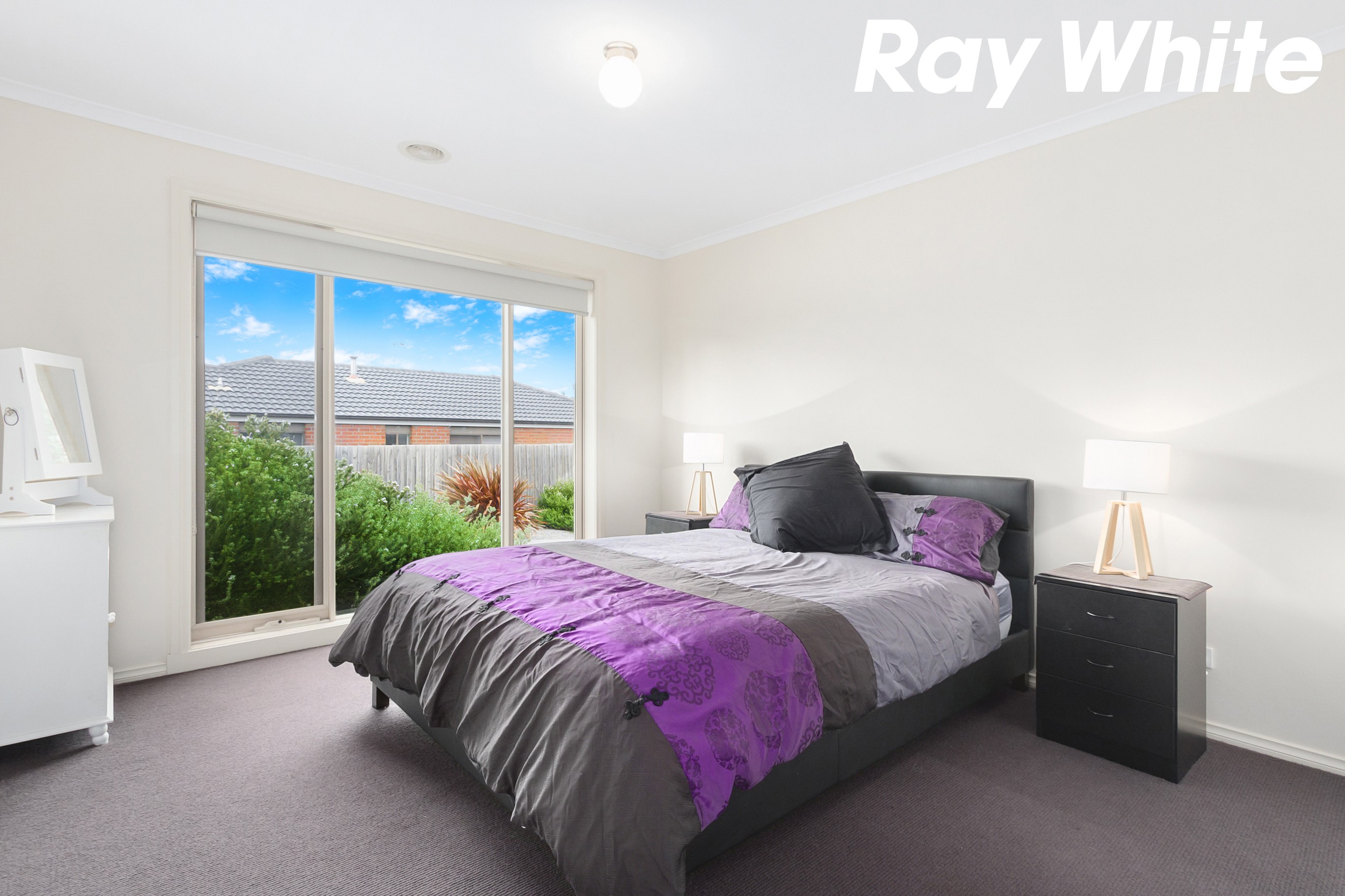 2/108 Ahern Road, Pakenham, VIC 3810