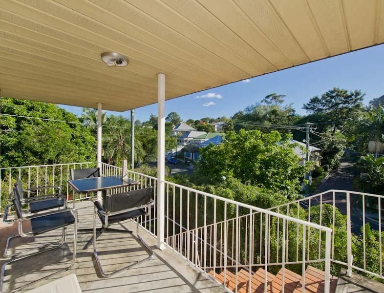2 O'Connell Place, Red Hill, QLD 4059