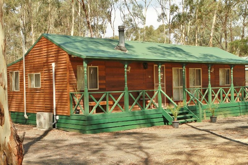 86 Warren Road, Heathcote VIC 3523