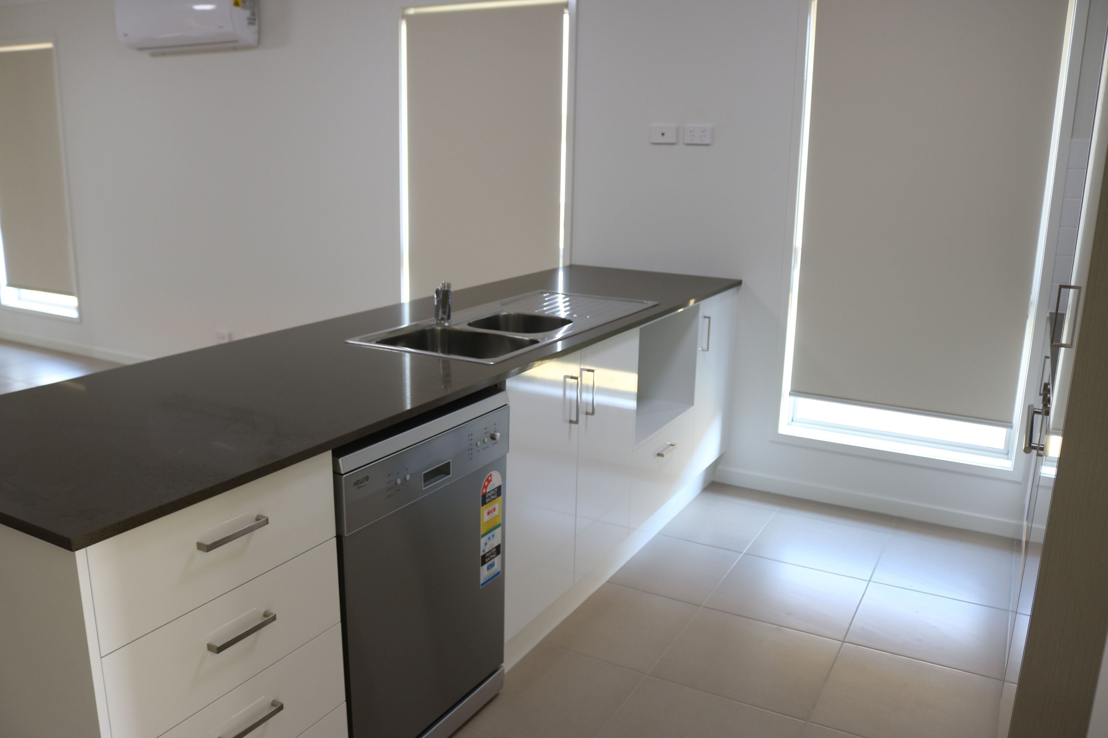 Unit 1/12 Holroyd Street, Brassall, QLD 4305
