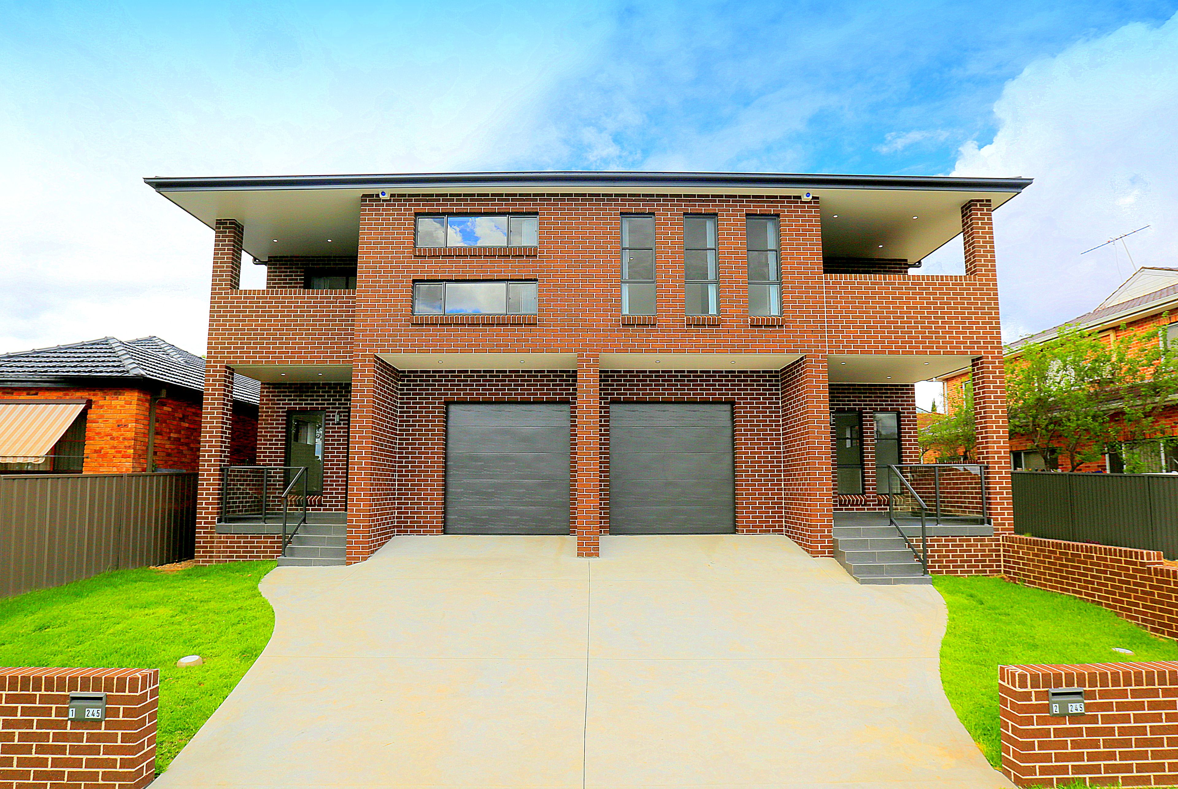 2/245 Cooper Road, Yagoona NSW 2199