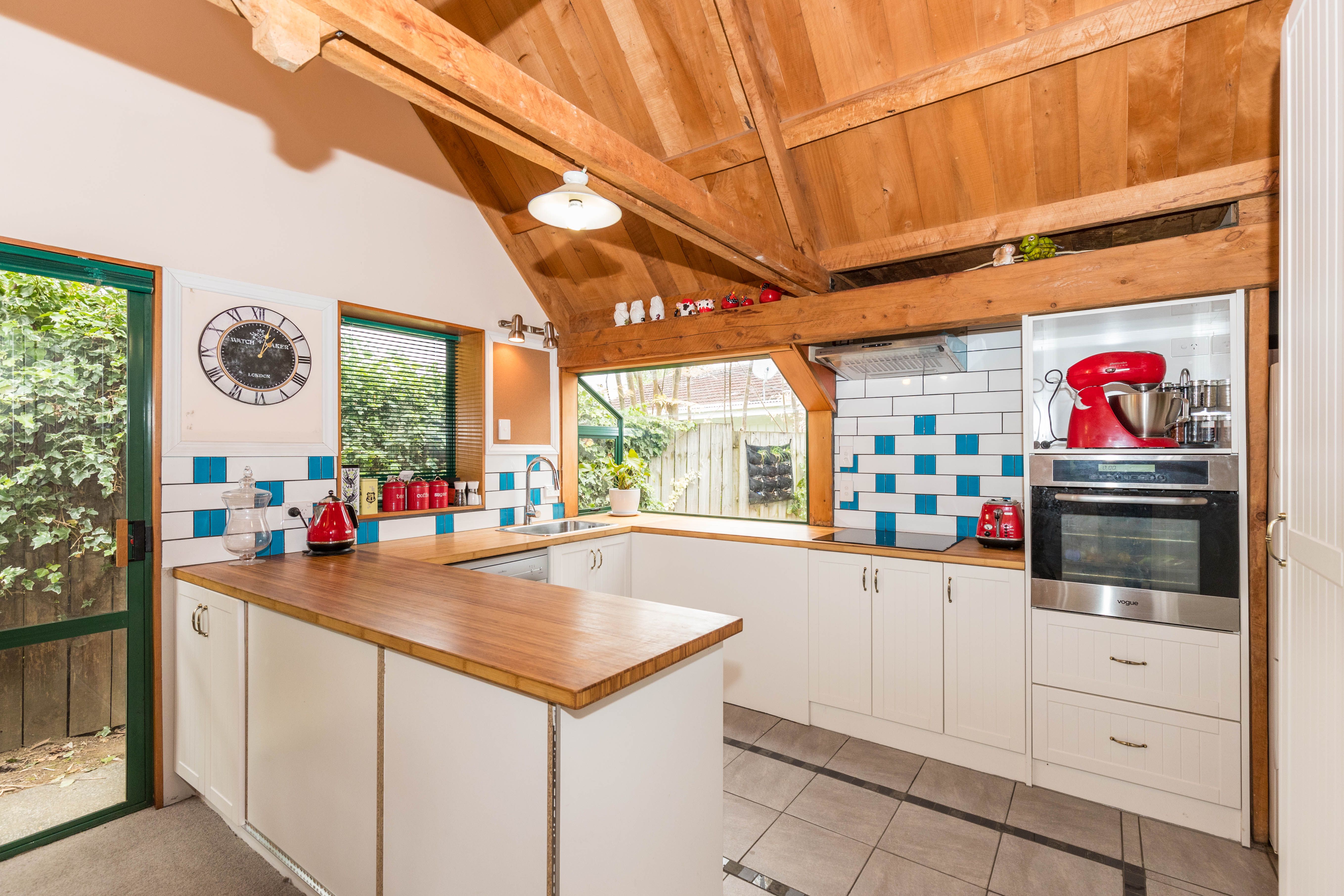 2/31 Youngs Road, Papakura, Papakura