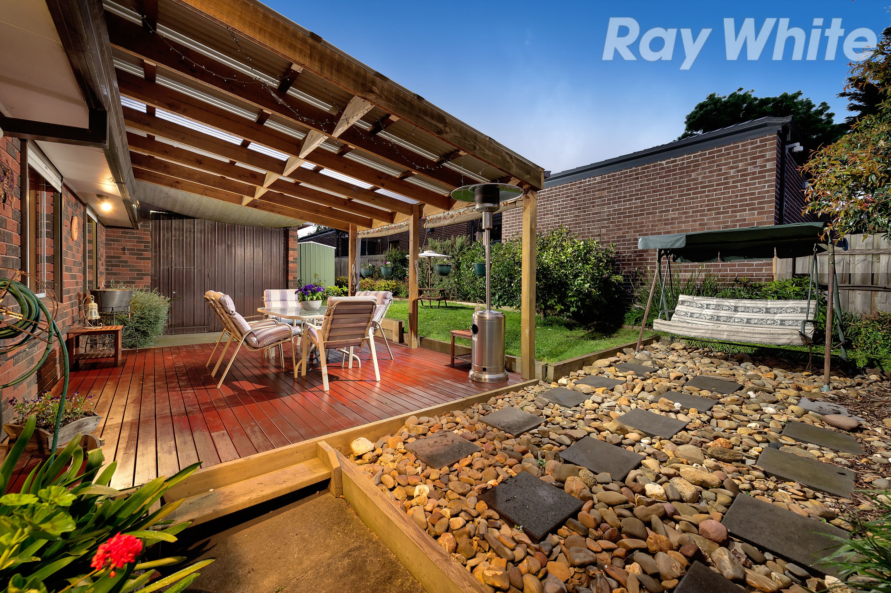17 Dendaryl Drive, Bundoora, VIC 3083