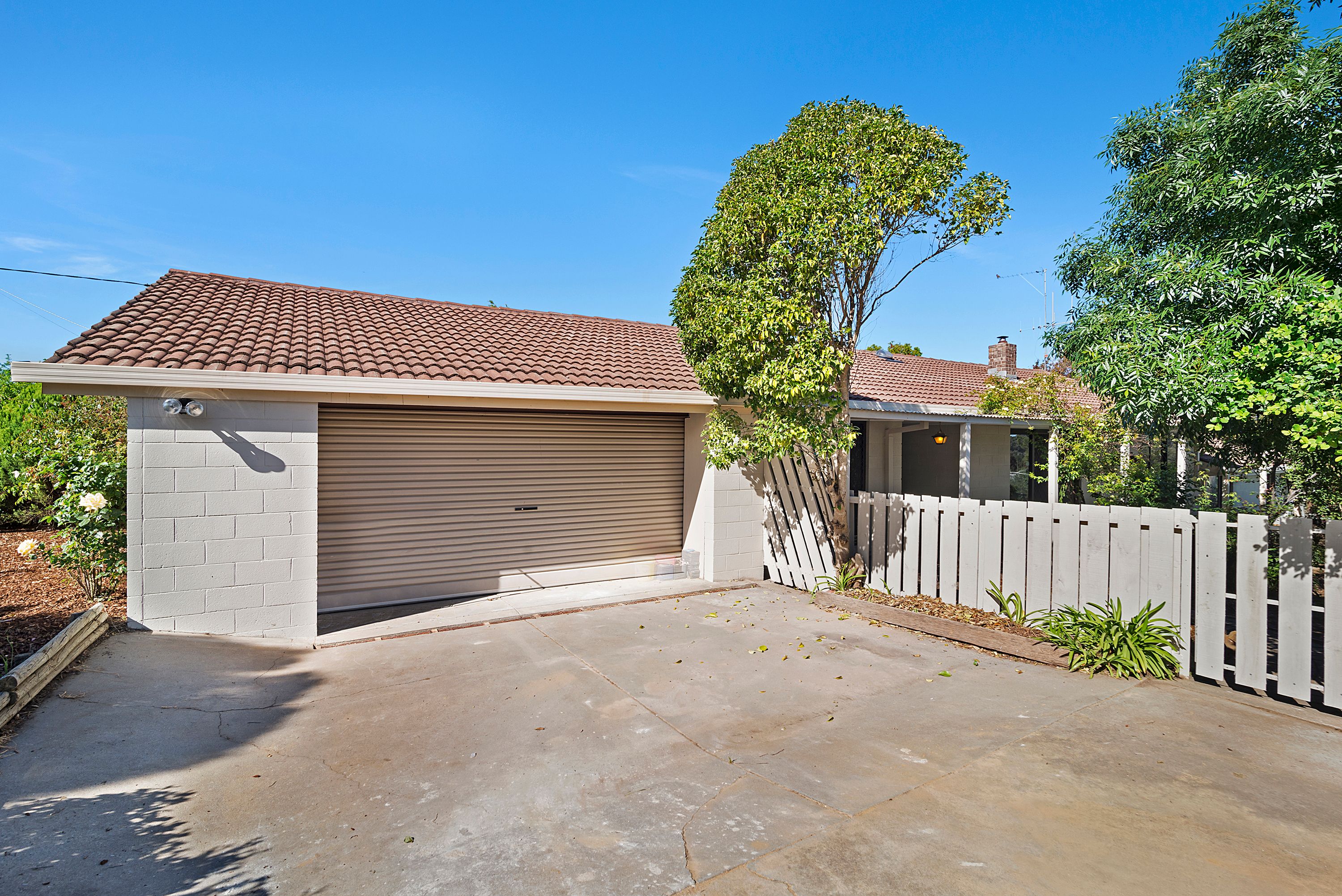 24 Hill Street, Kangaroo Flat, VIC 3555