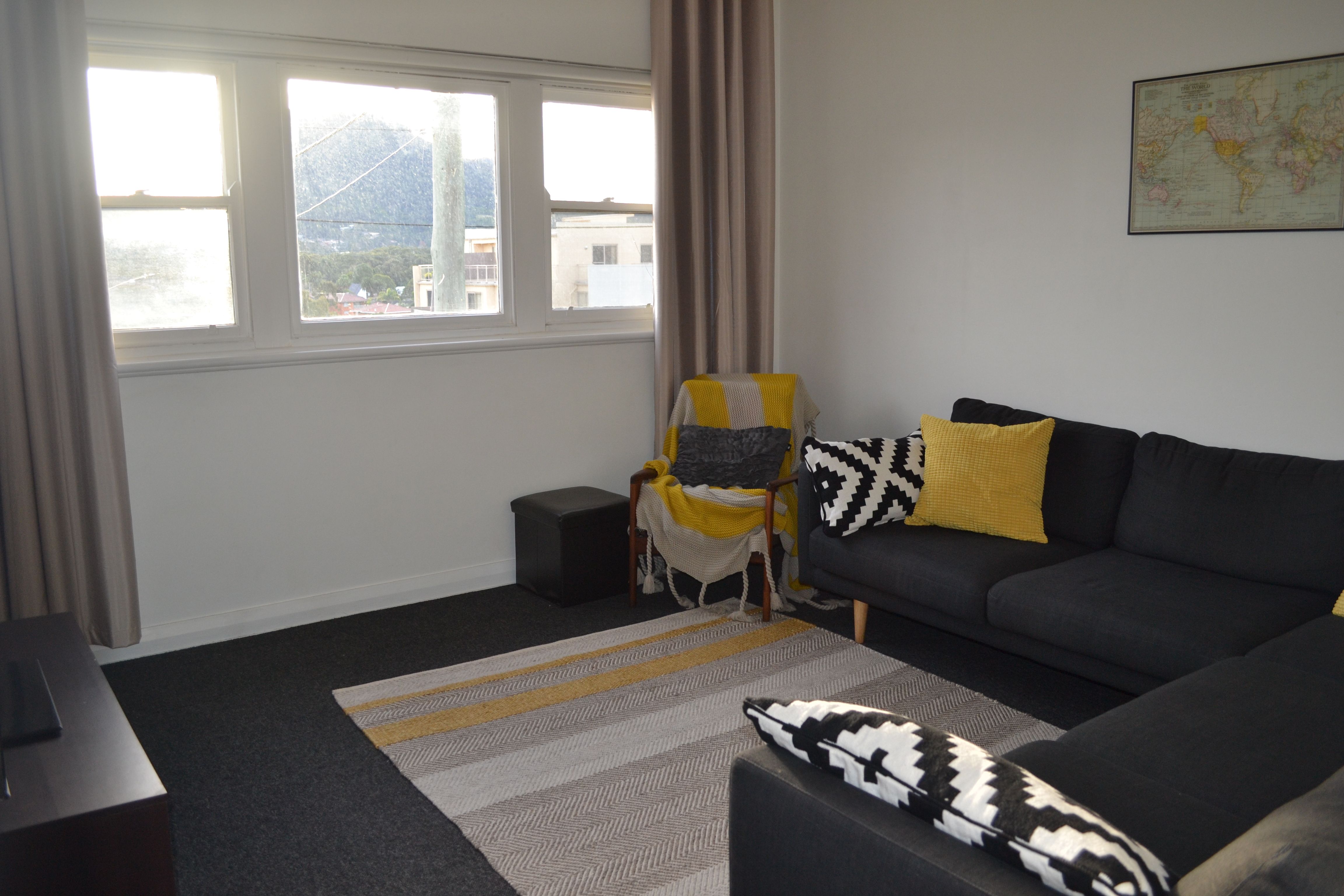 2/54 Loftus Street, Wollongong, NSW 2500