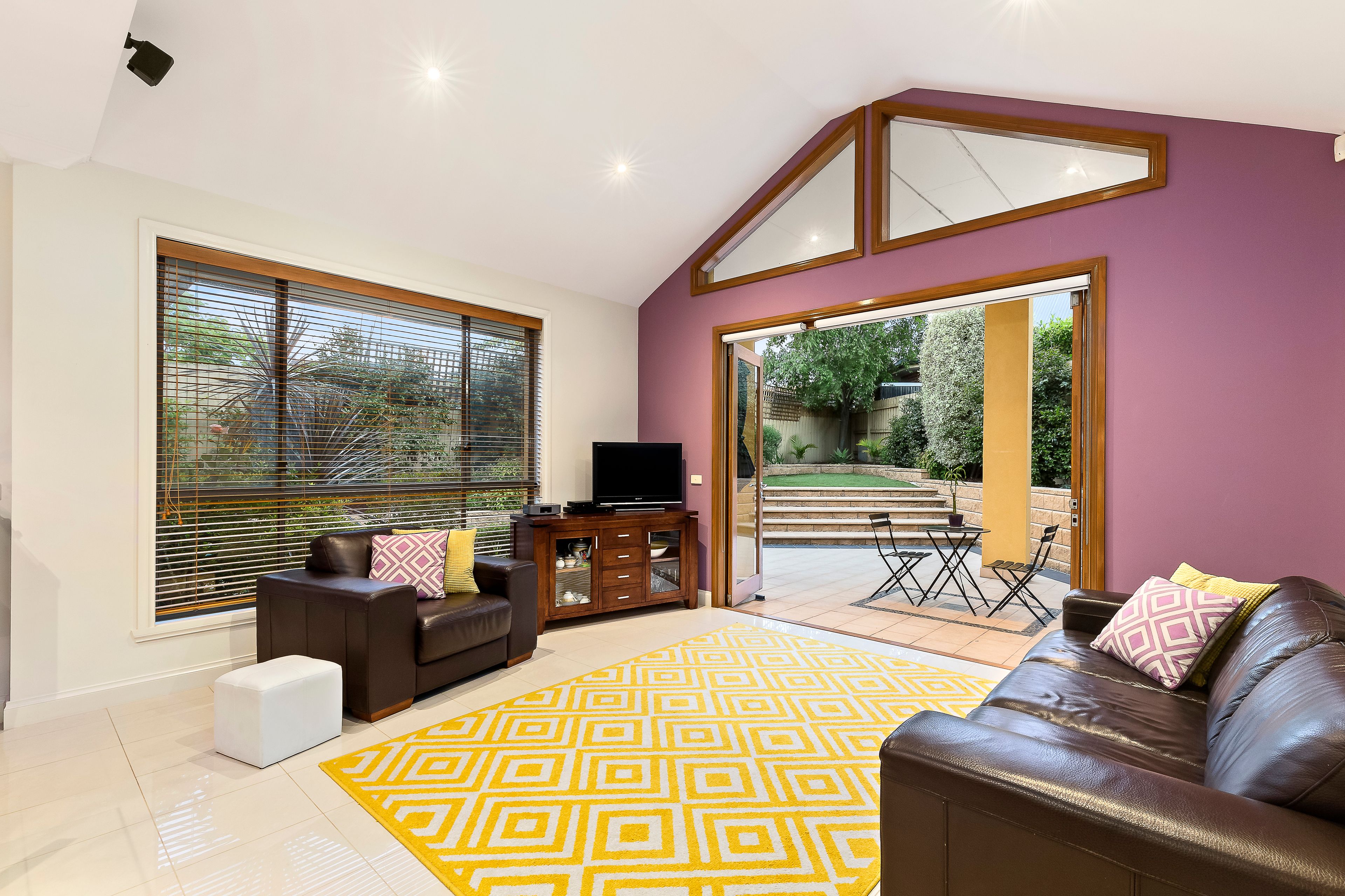 2A Esther Court, Mount Waverley, VIC 3149