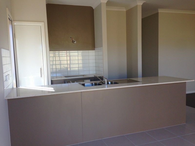 24 Taormina Street, Greenvale, VIC 3059