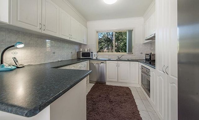 9 Briarcrest Drive, Cranbourne East, VIC 3977