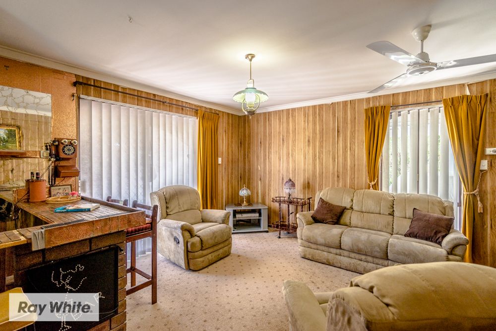 35 Denston Way, Girrawheen, WA 6064