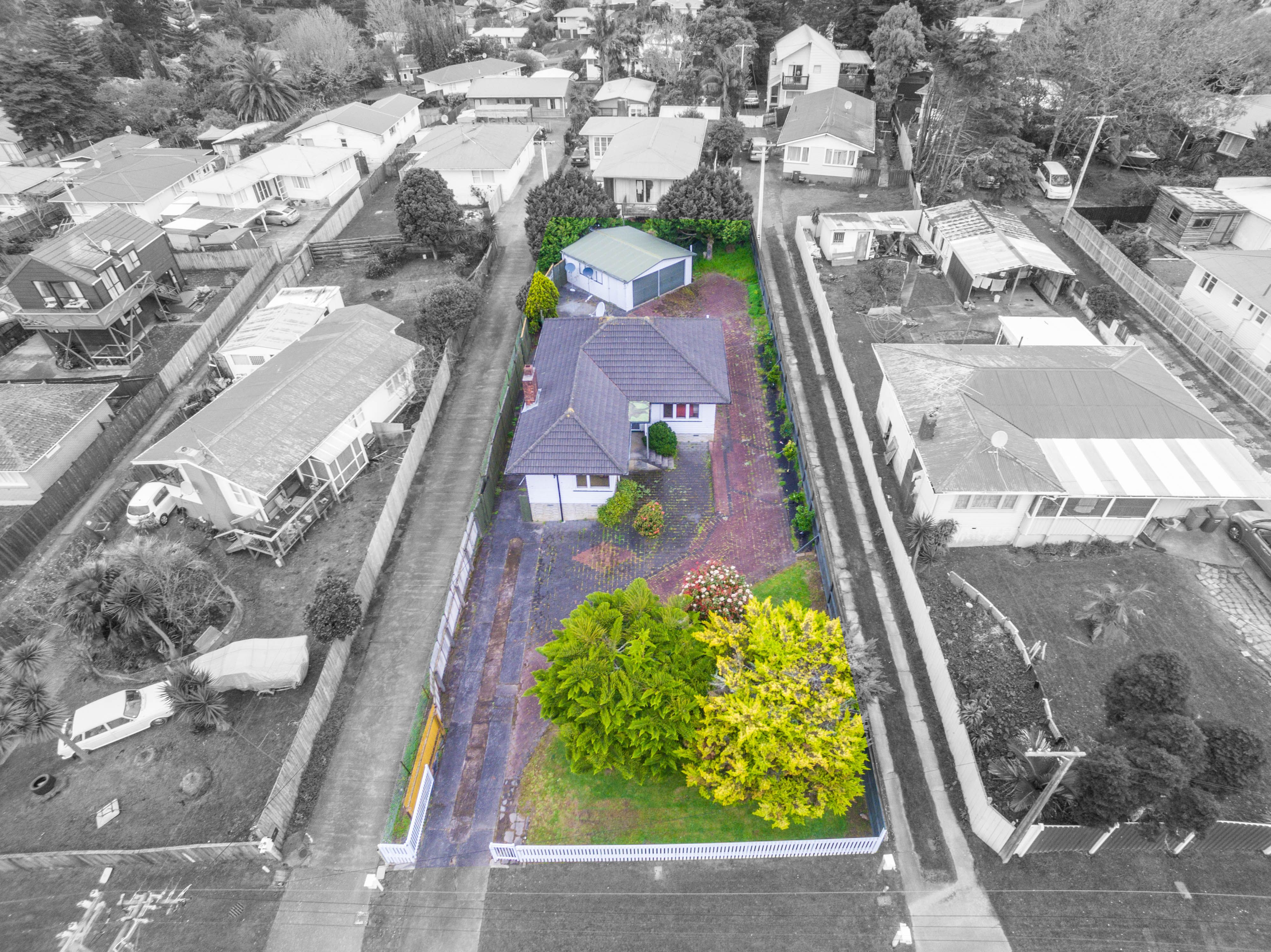 15 Fairclough Road, Beach Haven, North Shore City