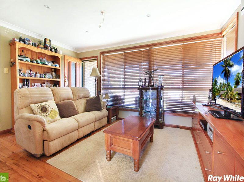 14 Fir Crescent, Albion Park Rail, NSW 2527