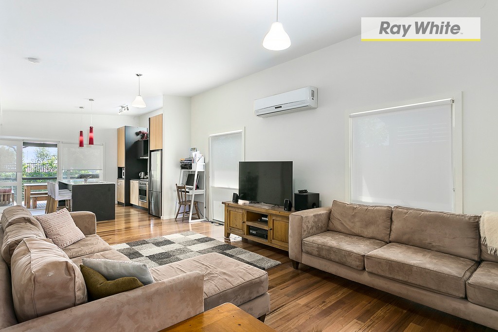 32 Fourth Avenue, Rosebud, VIC 3939