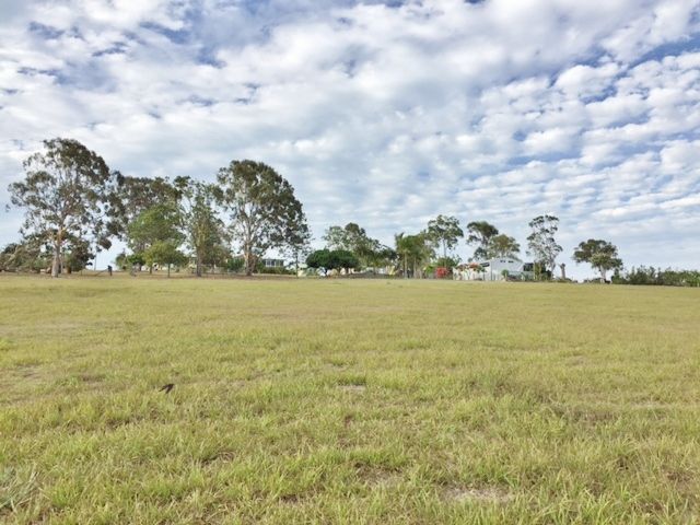 17 Seaview Drive, Booral, QLD 4655