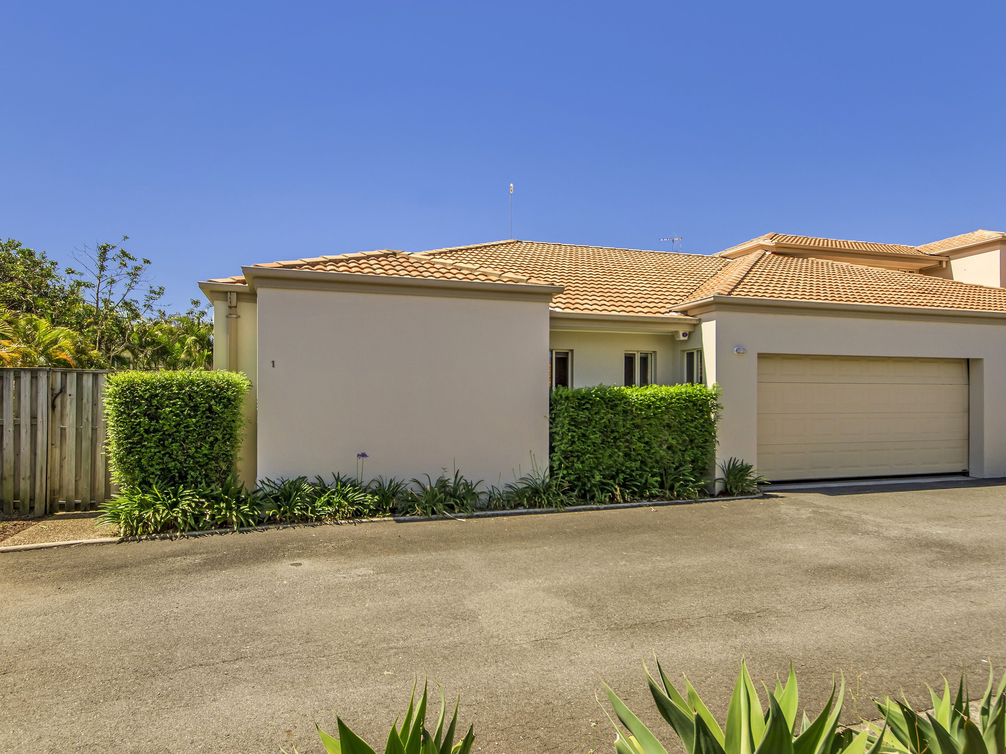 3 Camphor Wood Court, Robina QLD 4226