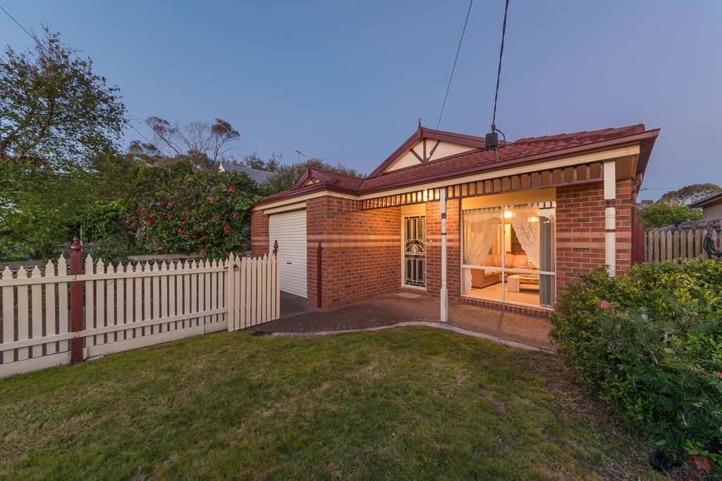 47 Fifth Avenue, Rosebud, VIC 3939